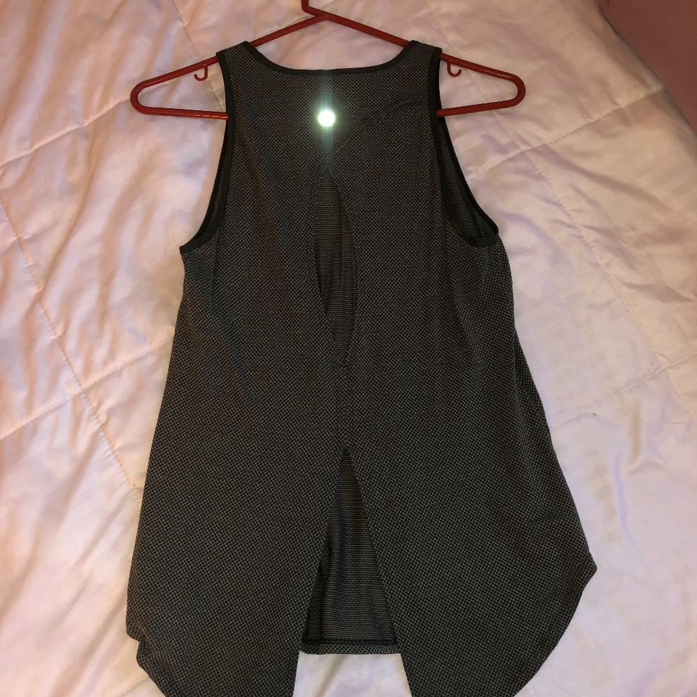 Lululemon Green Open Up Tie Back Tank size 4